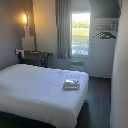 Fasthotel فندق جو